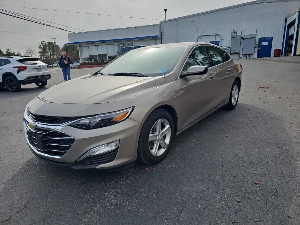2022 Chevrolet Malibu FWD 1FL