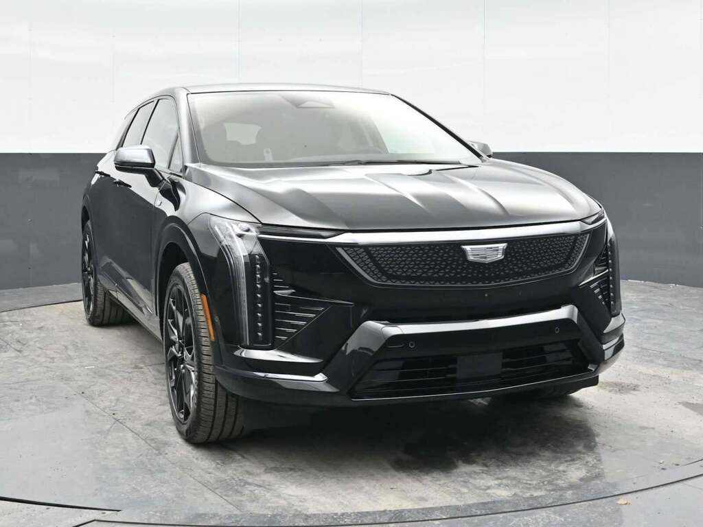 2025 Cadillac OPTIQ Sport 2 AWD