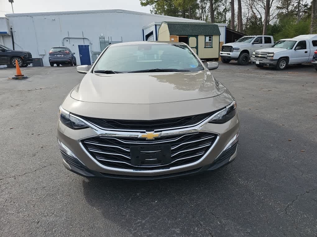 2022 Chevrolet Malibu FWD 1FL