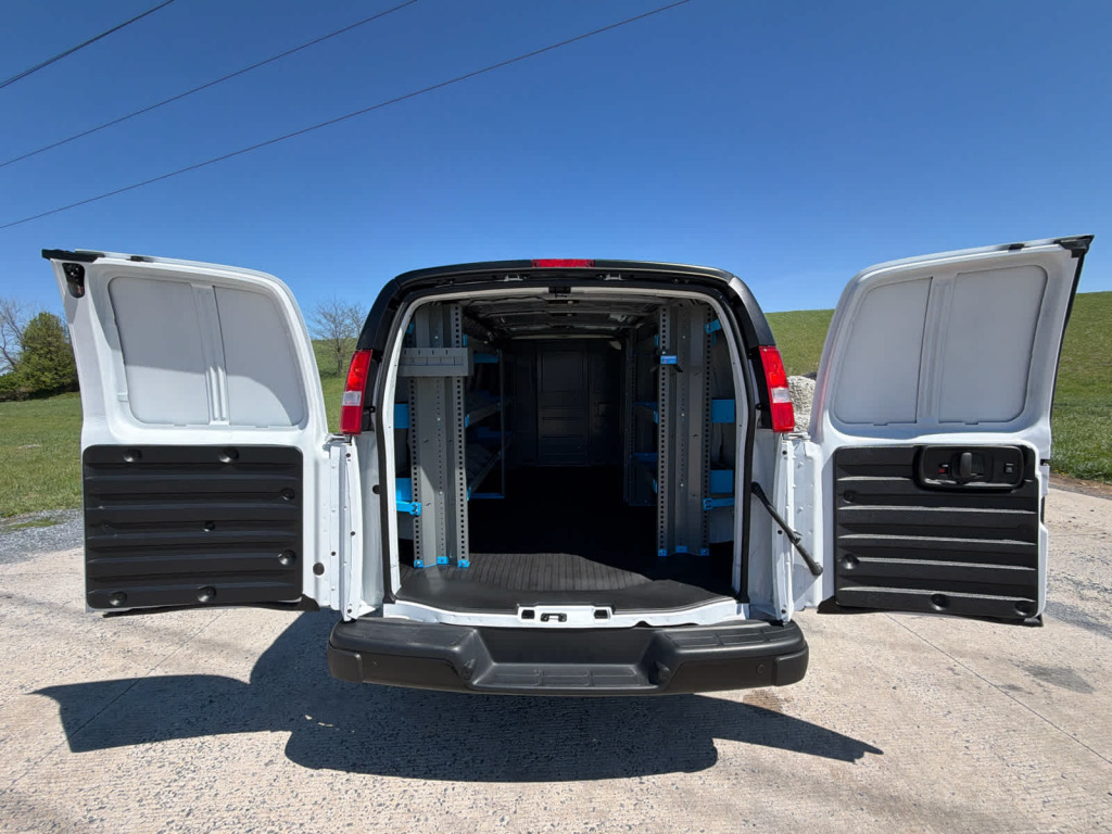 2025 GMC Savana Cargo RWD 2500 Regular Wheelbase Work Van