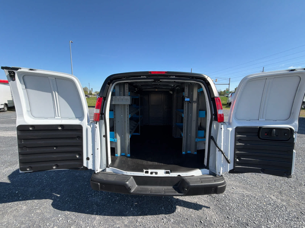 2025 Chevrolet Express Cargo RWD 2500 Regular Wheelbase WT
