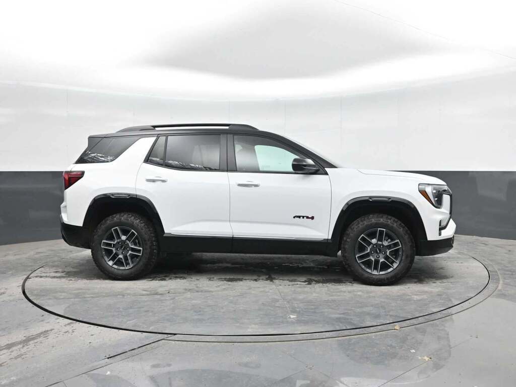 2026 GMC Terrain AWD AT4