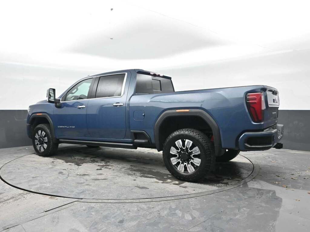 2026 GMC Sierra 2500HD Denali