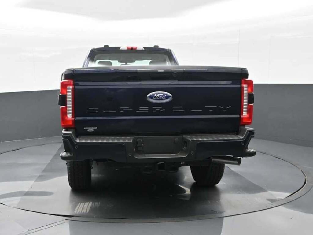 2025 Ford F-350 Super Duty XL