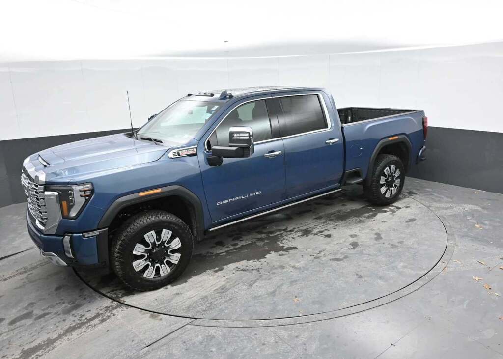 2026 GMC Sierra 2500HD Denali