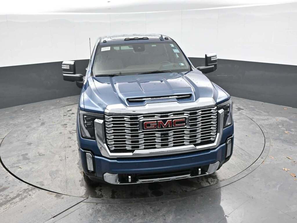 2026 GMC Sierra 2500HD Denali