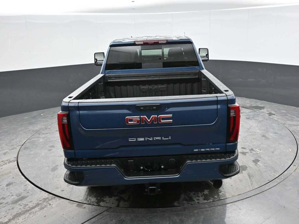 2026 GMC Sierra 2500HD Denali