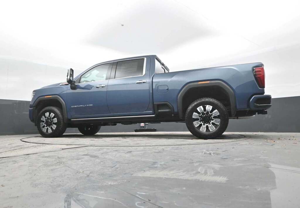 2026 GMC Sierra 2500HD Denali