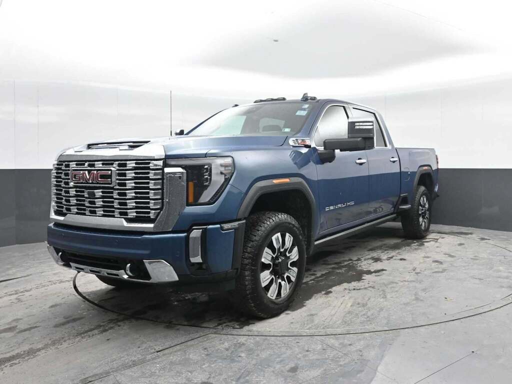 2026 GMC Sierra 2500HD Denali