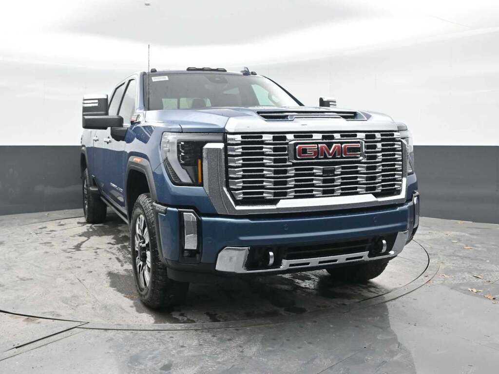 2026 GMC Sierra 2500HD Denali
