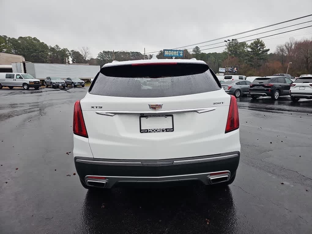 2024 Cadillac XT5 FWD Premium Luxury