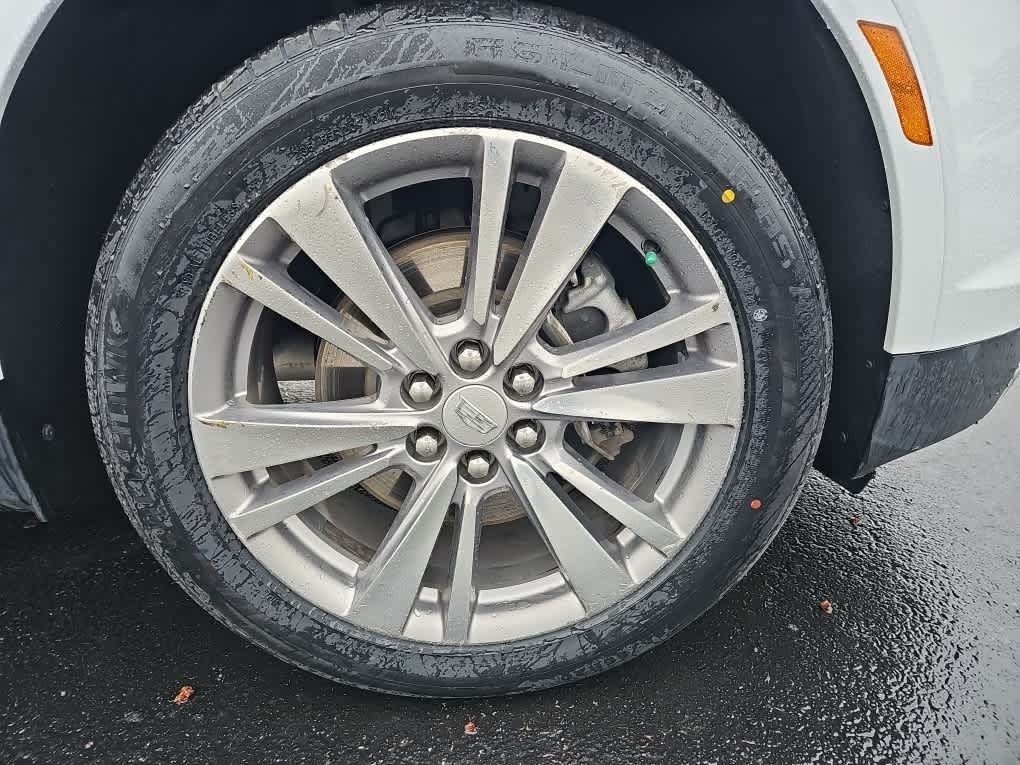 2024 Cadillac XT5 FWD Premium Luxury