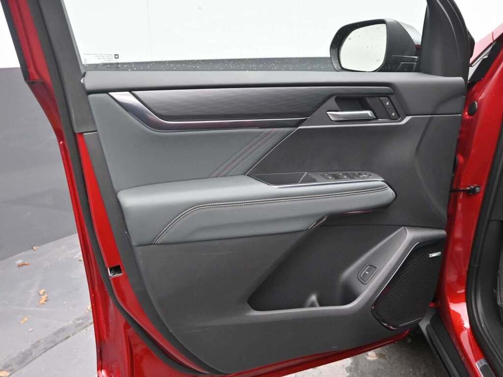 2026 GMC Acadia AT4 AWD