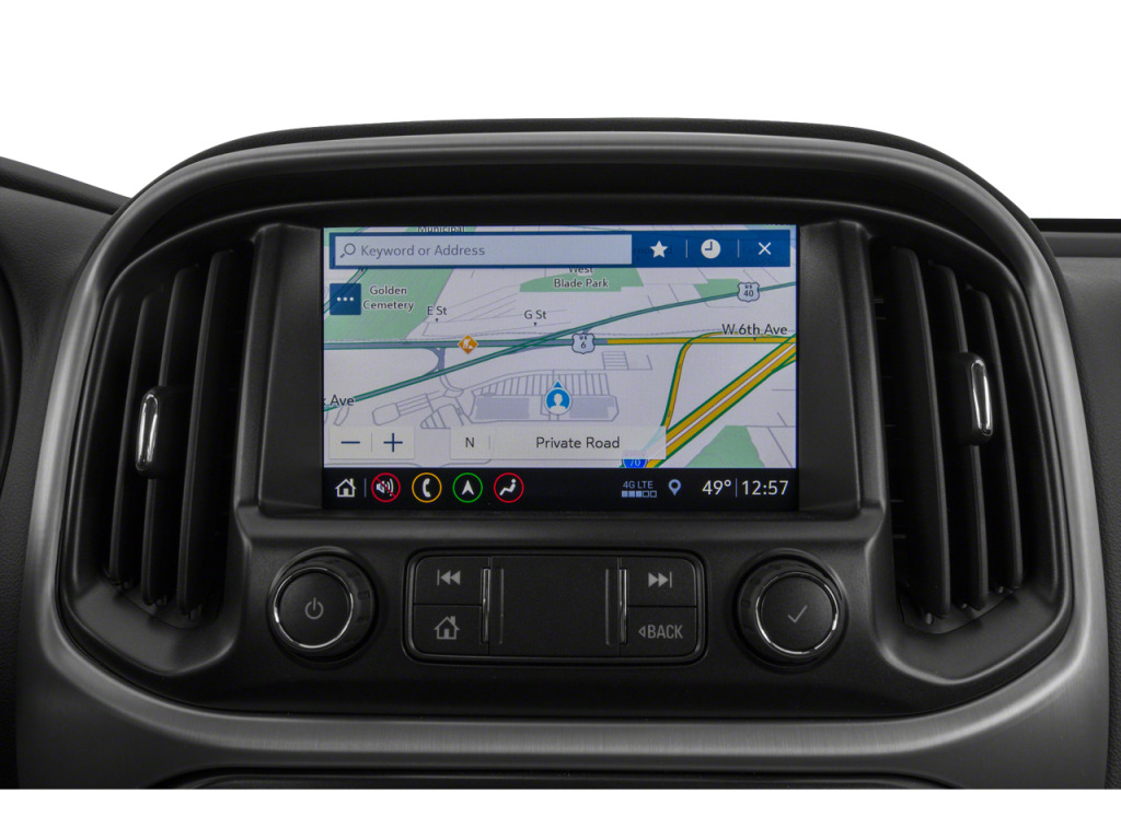 2022 GMC Canyon 4WD Crew Cab Short Box Denali