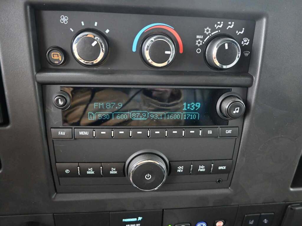 2025 GMC Savana Cargo RWD 2500 Regular Wheelbase Work Van