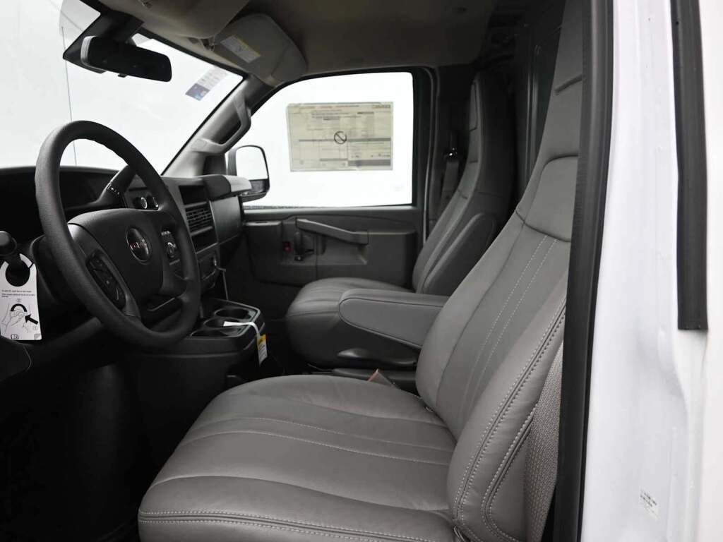 2025 GMC Savana Cargo RWD 2500 Regular Wheelbase Work Van