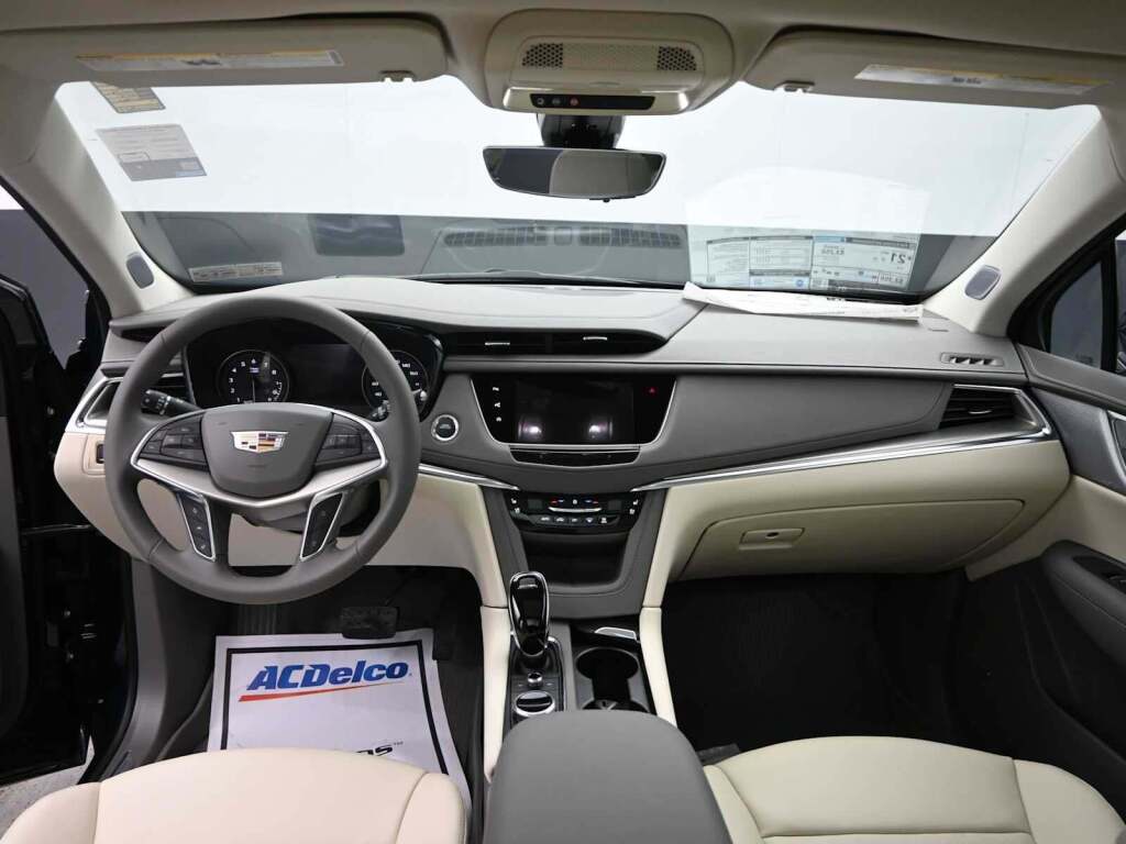 2026 Cadillac XT5 Premium Luxury AWD