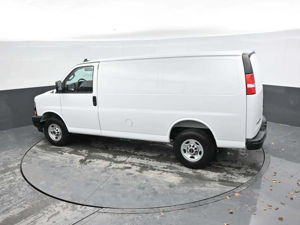 2025 GMC Savana Cargo RWD 2500 Regular Wheelbase Work Van
