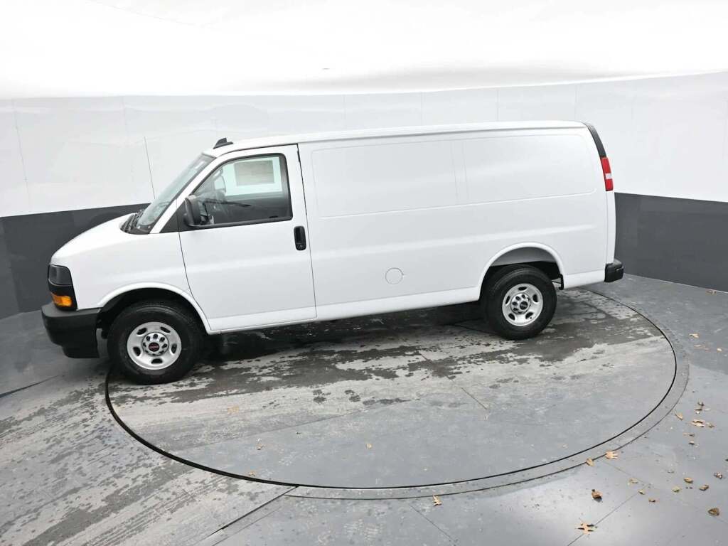 2025 GMC Savana Cargo RWD 2500 Regular Wheelbase Work Van