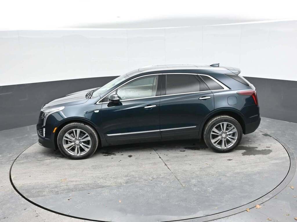 2026 Cadillac XT5 Premium Luxury AWD