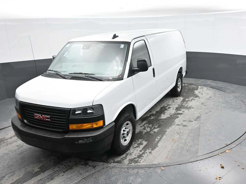 2025 GMC Savana Cargo RWD 2500 Regular Wheelbase Work Van