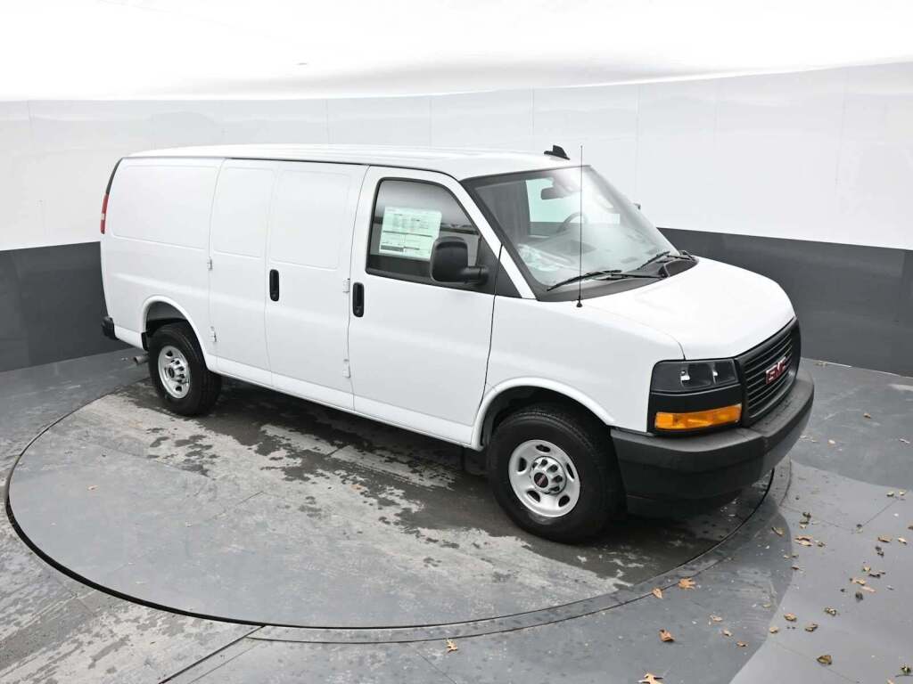 2025 GMC Savana Cargo RWD 2500 Regular Wheelbase Work Van