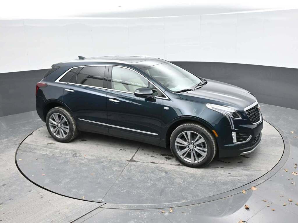 2026 Cadillac XT5 Premium Luxury AWD