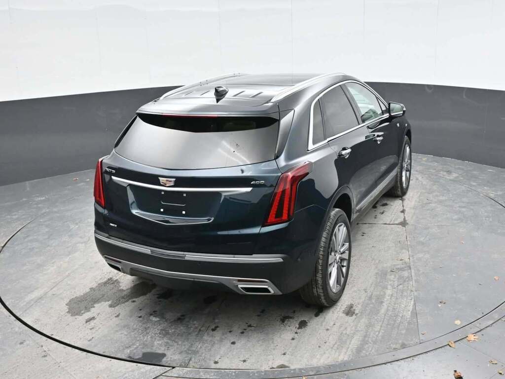 2026 Cadillac XT5 Premium Luxury AWD