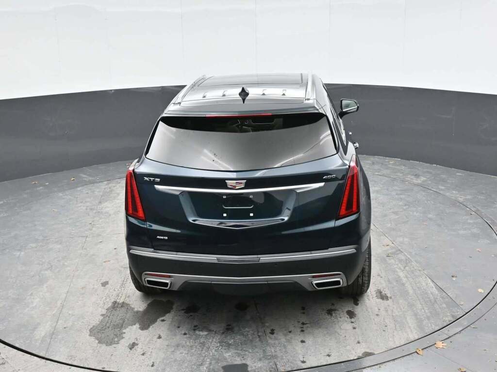 2026 Cadillac XT5 Premium Luxury AWD