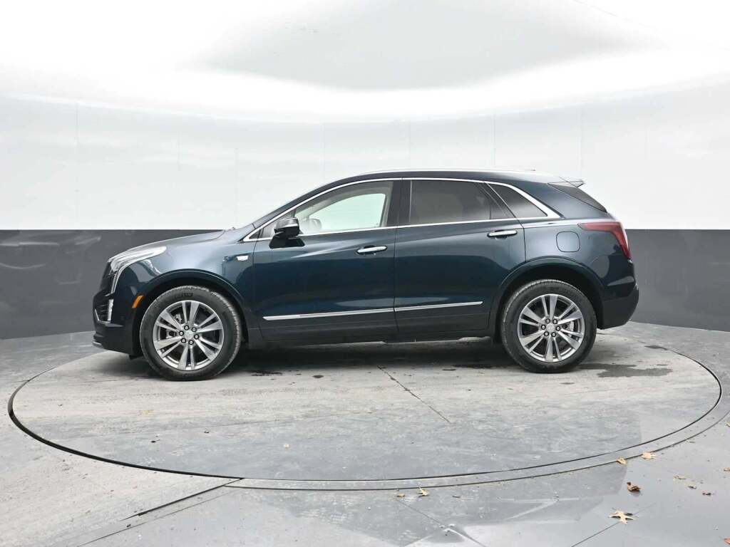 2026 Cadillac XT5 Premium Luxury AWD