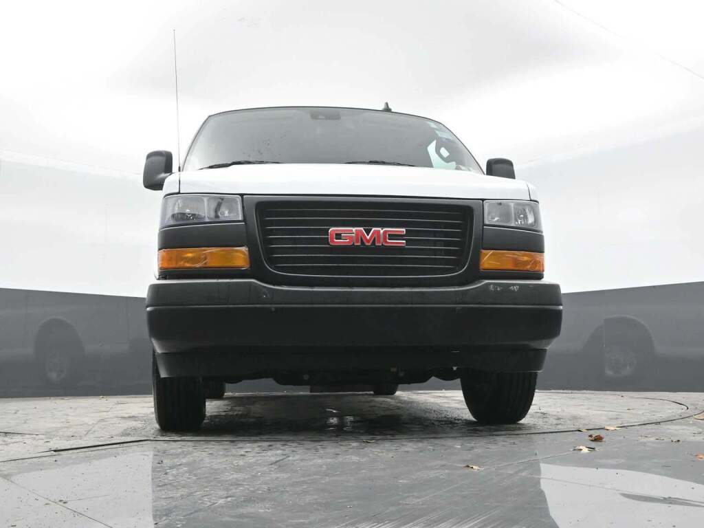 2025 GMC Savana Cargo RWD 2500 Regular Wheelbase Work Van