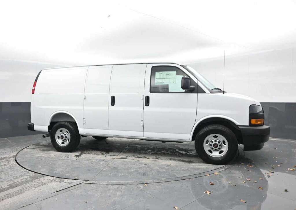 2025 GMC Savana Cargo RWD 2500 Regular Wheelbase Work Van
