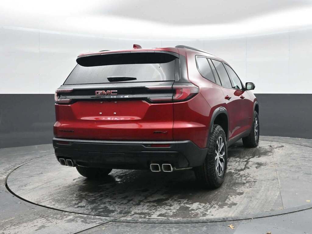 2026 GMC Acadia AT4 AWD