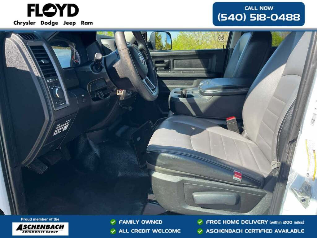 2022 Ram 1500 Classic Tradesman Crew Cab 4x4 5'7" Box
