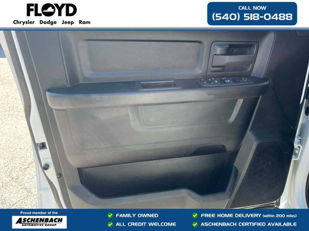 2022 Ram 1500 Classic Tradesman Crew Cab 4x4 5'7" Box