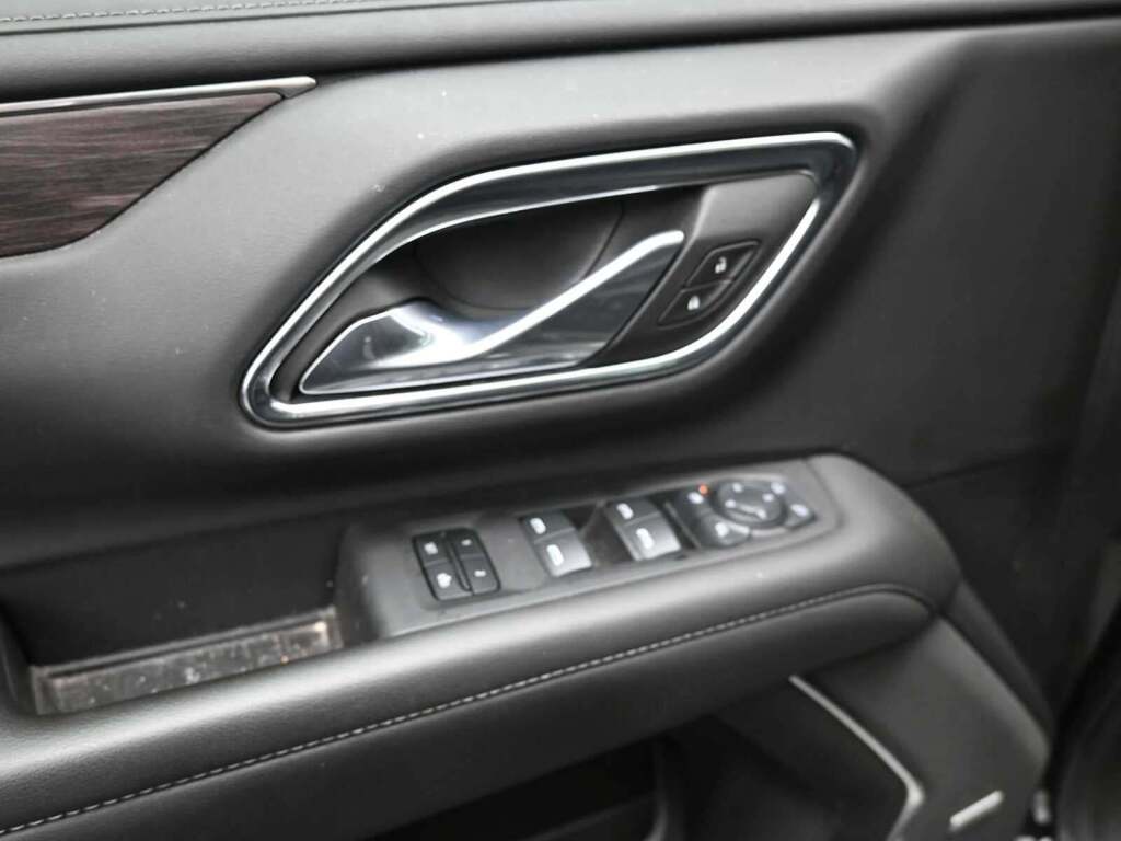 2024 Chevrolet Suburban 4WD Z71