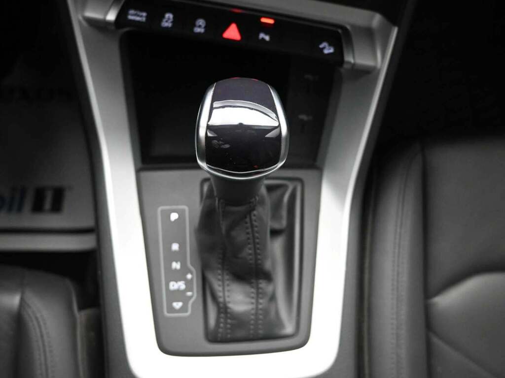 2022 Audi Q3 Premium 45 TFSI S line quattro Tiptronic