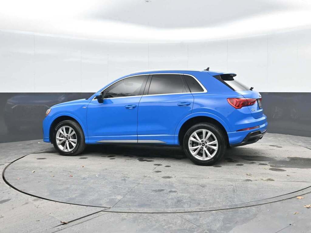 2022 Audi Q3 Premium 45 TFSI S line quattro Tiptronic