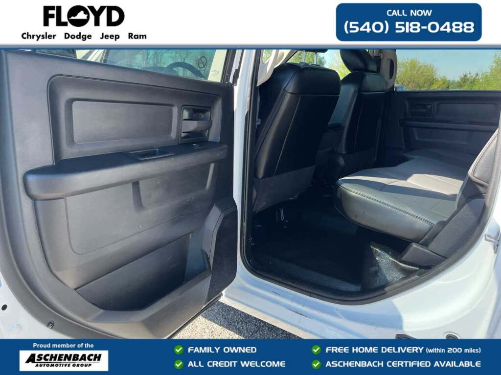 2022 Ram 1500 Classic Tradesman Crew Cab 4x4 5'7" Box