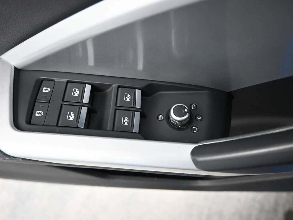 2022 Audi Q3 Premium 45 TFSI S line quattro Tiptronic