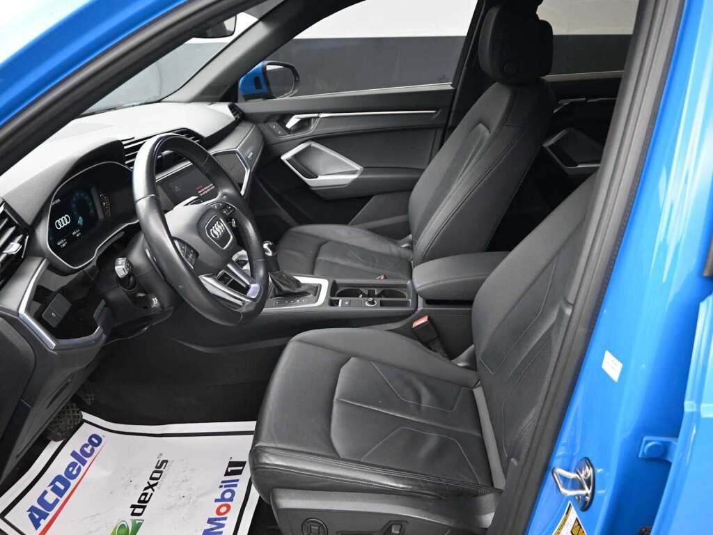 2022 Audi Q3 Premium 45 TFSI S line quattro Tiptronic