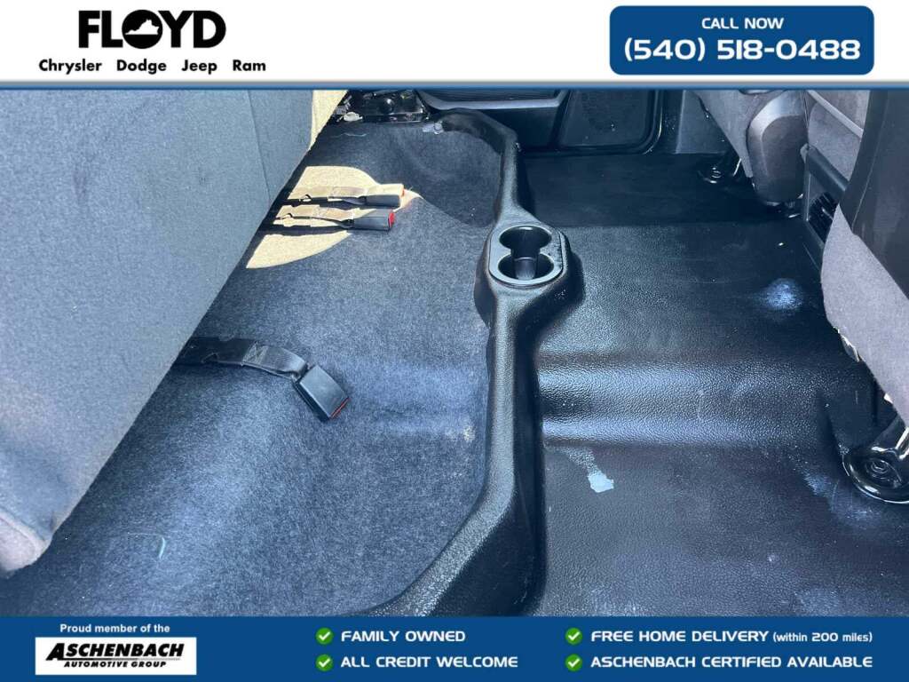 2022 Ram 1500 Classic Tradesman Crew Cab 4x4 5'7" Box