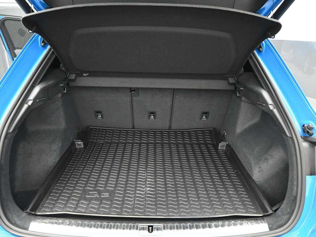 2022 Audi Q3 Premium 45 TFSI S line quattro Tiptronic