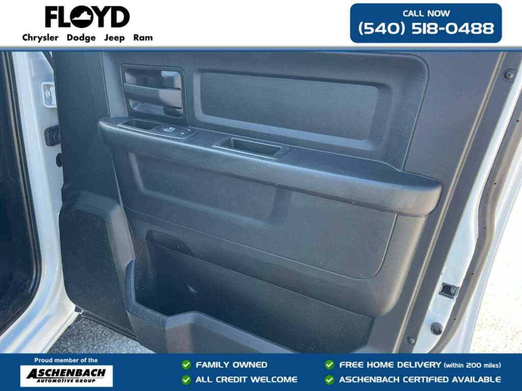 2022 Ram 1500 Classic Tradesman Crew Cab 4x4 5'7" Box