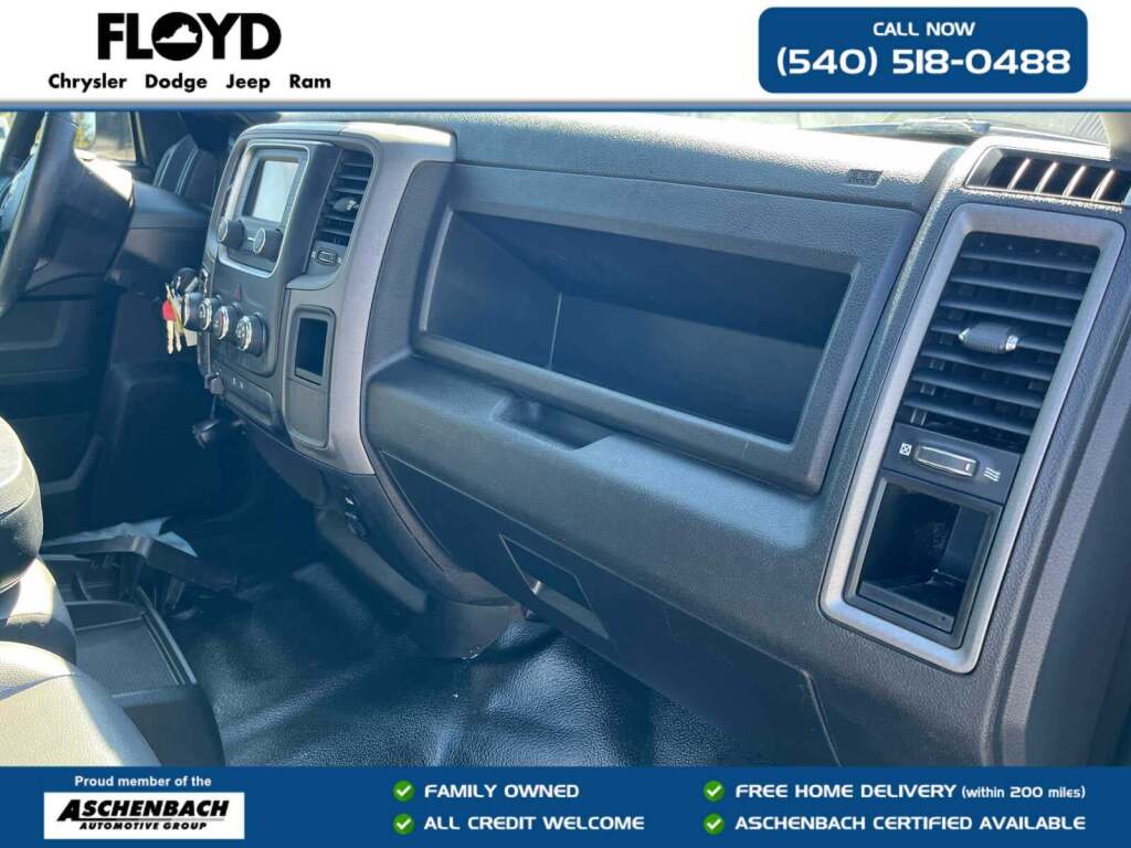 2022 Ram 1500 Classic Tradesman Crew Cab 4x4 5'7" Box
