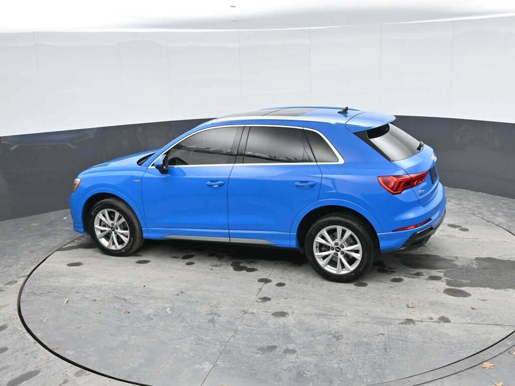 2022 Audi Q3 Premium 45 TFSI S line quattro Tiptronic