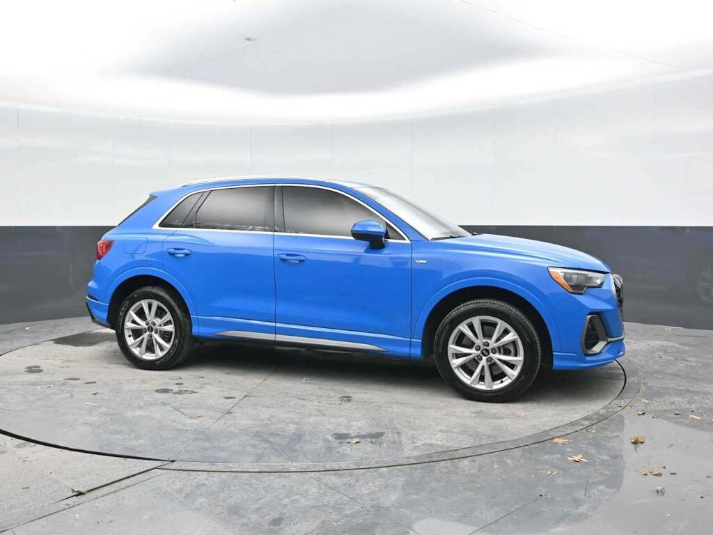 2022 Audi Q3 Premium 45 TFSI S line quattro Tiptronic