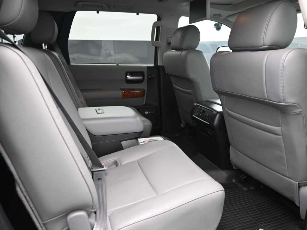 2019 Toyota Sequoia Platinum