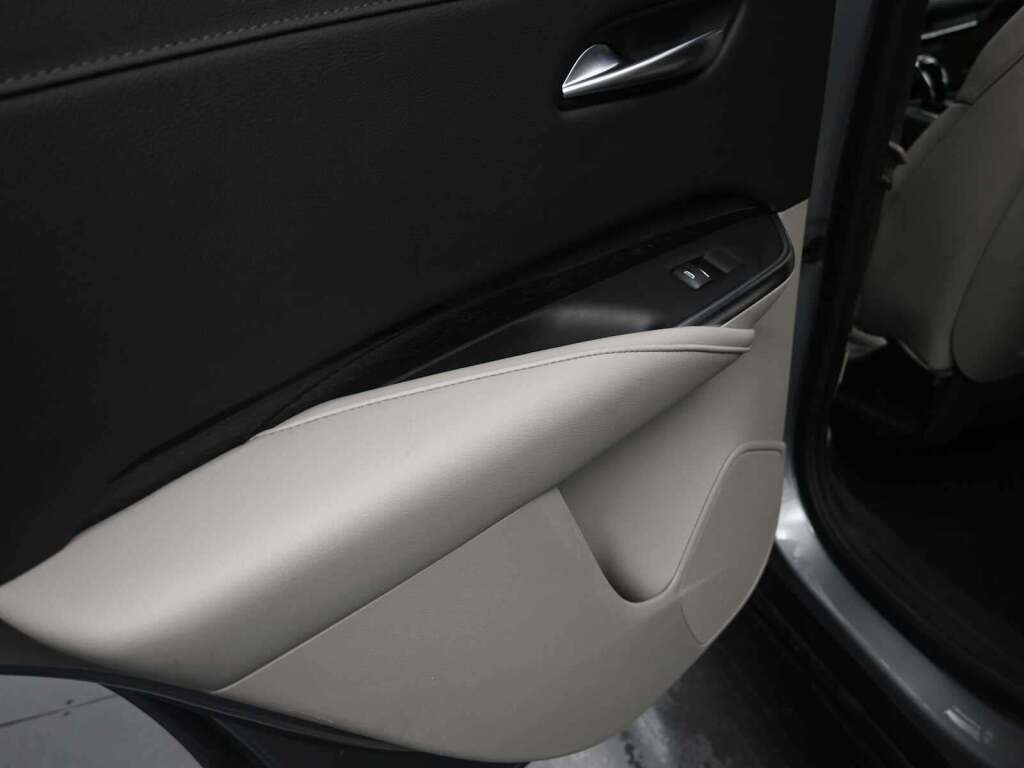 2023 Cadillac XT4 AWD Premium Luxury