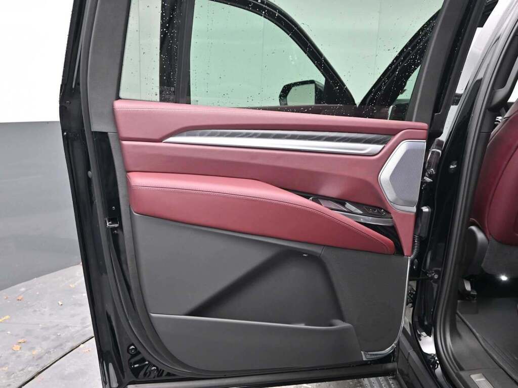 2026 Cadillac Escalade ESV Sport